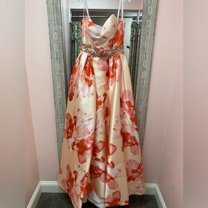 MacDuggal Prom dress